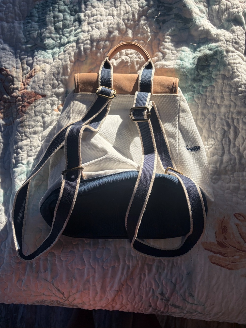 LL Bean Vintage Whale-Print Backpack with Leather Flap - Cream and Tan - Picture 2 of 10